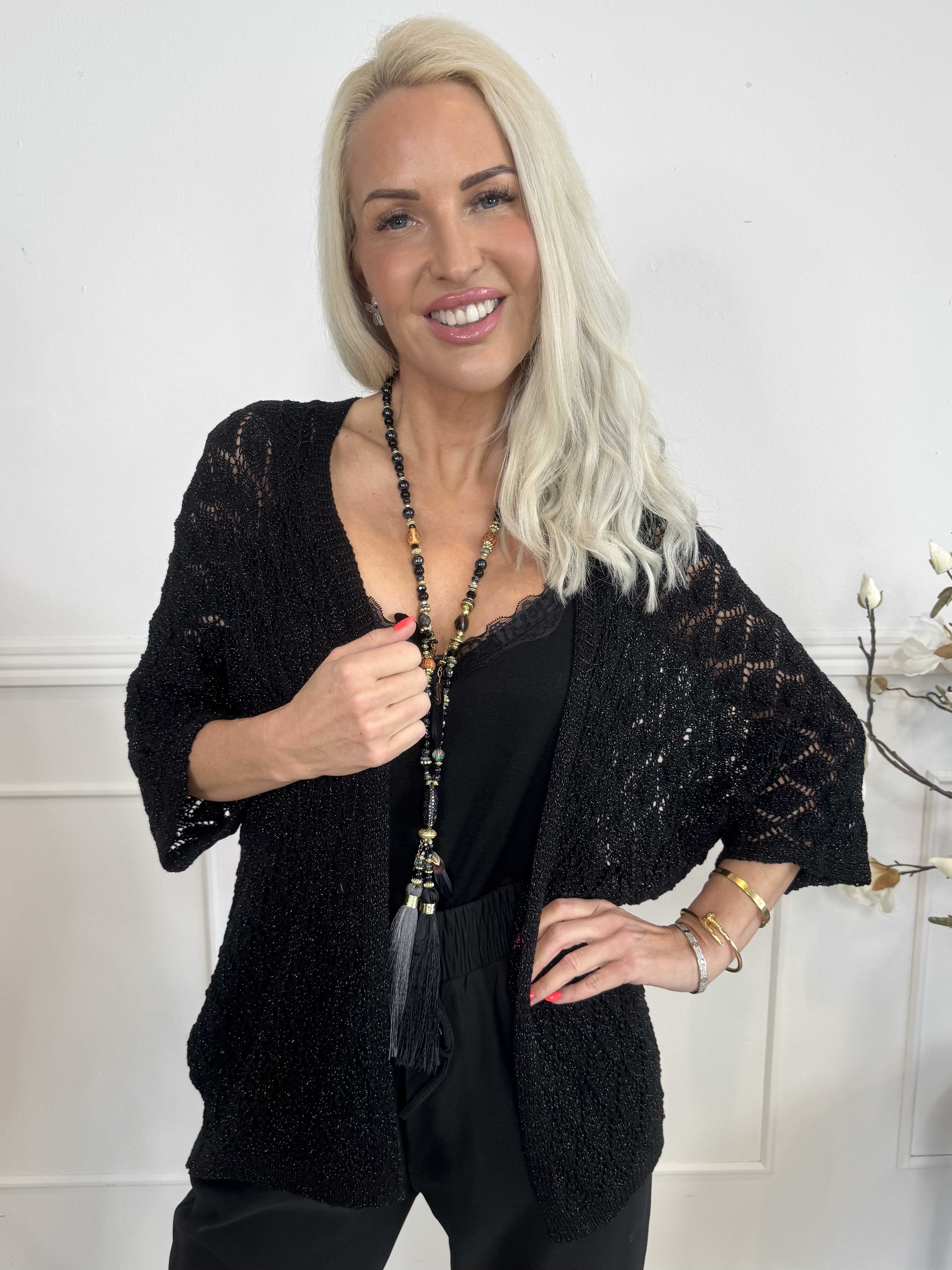 Selena - Söt virkad stickning med glittertrådar